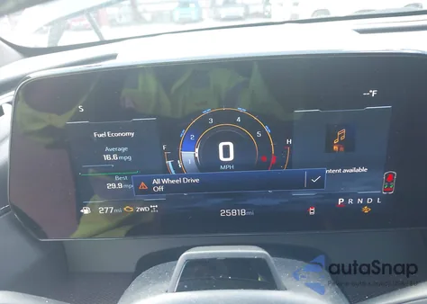 2024 Chevrolet Traverse Awd Z71 z USA, uszkodzony, nr VIN 1GNEVJKS3RJ232800